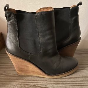 Lucky Brand Black Fedora Boots Size 10